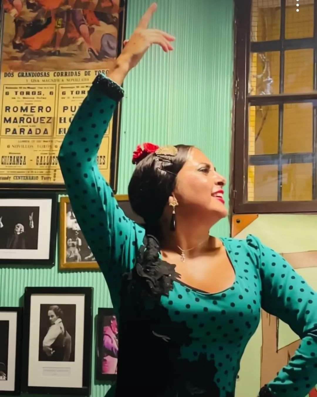 TODOS LOS NIVELES Impartidas por la Bailaora CARMEN MONCADA